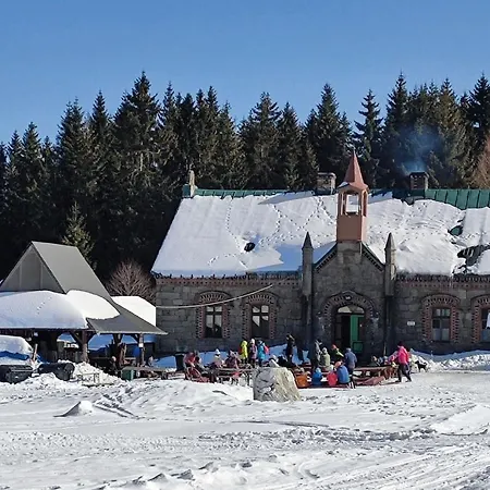 Enjoyharrachov - Atraktivní Slunný Klimatizovaný 14 V Centru Se Saunou, Parkováním, Wifi-wlan, Sat, Herní Konzolí, Pc S Win 10, Netflix Zdarma A Možností Dobíjení Auta S Výhledem Na čertovu Horu Se Skokanskými Můstky Jen 150m Od Lanovky