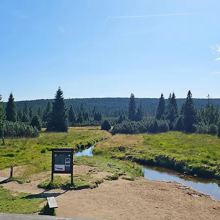 Enjoyharrachov - Atraktivni Slunny Klimatizovany 14 V Centru Se Saunou, Parkovanim, Wifi-wlan, Sat, Herni Konzoli, Pc S Win 10, Netflix Zdarma A Moznosti Dobijeni Auta S Vyhledem Na Certovu Horu Se Skokanskymi Mustky Jen 150m Od Lanovky Harrachov