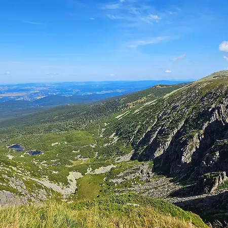 Apartment Enjoyharrachov - Atraktivni Slunny Klimatizovany 14 V Centru Se Saunou, Parkovanim, Wifi-wlan, Sat, Herni Konzoli, Pc S Win 10, Netflix Zdarma A Moznosti Dobijeni Auta S Vyhledem Na Certovu Horu Se Skokanskymi Mustky Jen 150m Od Lanovky *