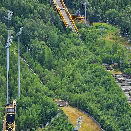 Enjoyharrachov - Atraktivní Slunný Klimatizovaný 14 V Centru Se Saunou, Parkováním, Wifi-wlan, Sat, Herní Konzolí, Pc S Win 10, Netflix Zdarma A Možností Dobíjení Auta S Výhledem Na čertovu Horu Se Skokanskými Můstky Jen 150m Od Lanovky