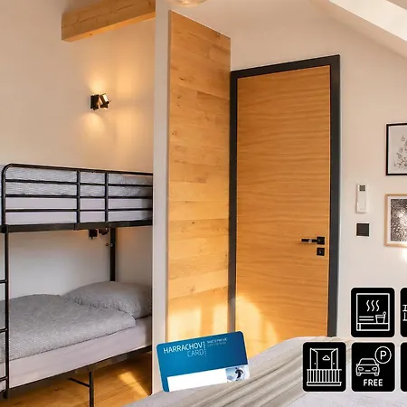 Enjoyharrachov - Atraktivni Slunny Klimatizovany 14 V Centru Se Saunou, Parkovanim, Wifi-wlan, Sat, Herni Konzoli, Pc S Win 10, Netflix Zdarma A Moznosti Dobijeni Auta S Vyhledem Na Certovu Horu Se Skokanskymi Mustky Jen 150m Od Lanovky 公寓 哈拉霍夫