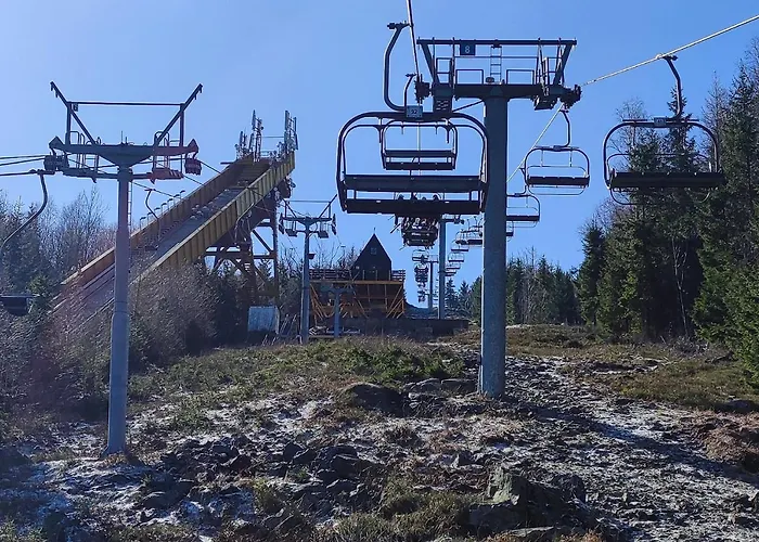 Enjoyharrachov - Atraktivni Slunny Klimatizovany 14 V Centru Se Saunou, Parkovanim, Wifi-wlan, Sat, Herni Konzoli, Pc S Win 10, Netflix Zdarma A Moznosti Dobijeni Auta S Vyhledem Na Certovu Horu Se Skokanskymi Mustky Jen 150m Od Lanovky 하라포프