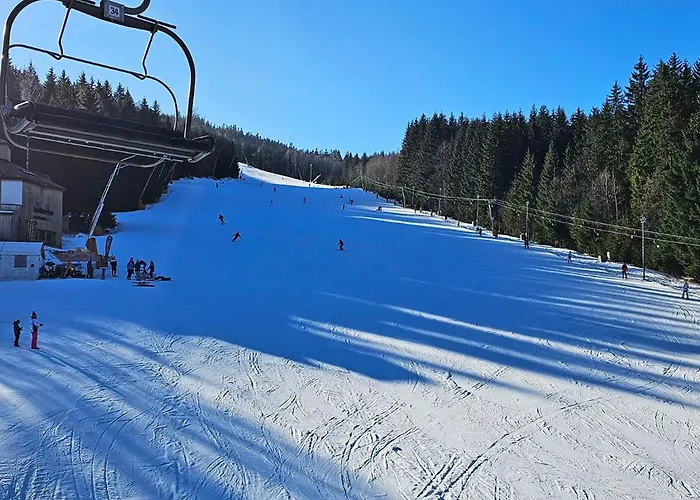 아파트 Enjoyharrachov - Atraktivni Slunny Klimatizovany 14 V Centru Se Saunou, Parkovanim, Wifi-wlan, Sat, Herni Konzoli, Pc S Win 10, Netflix Zdarma A Moznosti Dobijeni Auta S Vyhledem Na Certovu Horu Se Skokanskymi Mustky Jen 150m Od Lanovky