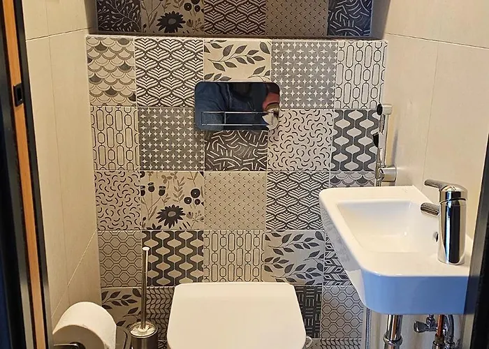 아파트 Enjoyharrachov - Atraktivni Slunny Klimatizovany 14 V Centru Se Saunou, Parkovanim, Wifi-wlan, Sat, Herni Konzoli, Pc S Win 10, Netflix Zdarma A Moznosti Dobijeni Auta S Vyhledem Na Certovu Horu Se Skokanskymi Mustky Jen 150m Od Lanovky
