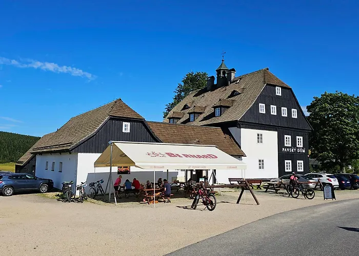 Enjoyharrachov - Atraktivni Slunny Klimatizovany 14 V Centru Se Saunou, Parkovanim, Wifi-wlan, Sat, Herni Konzoli, Pc S Win 10, Netflix Zdarma A Moznosti Dobijeni Auta S Vyhledem Na Certovu Horu Se Skokanskymi Mustky Jen 150m Od Lanovky 아파트 하라포프