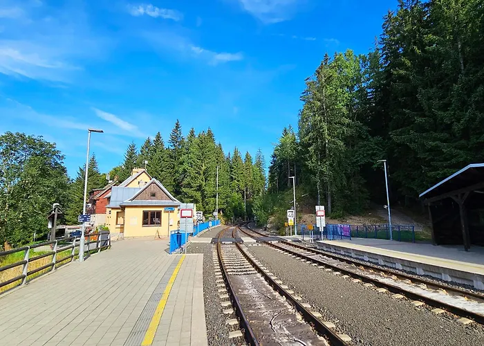 아파트 Enjoyharrachov - Atraktivni Slunny Klimatizovany 14 V Centru Se Saunou, Parkovanim, Wifi-wlan, Sat, Herni Konzoli, Pc S Win 10, Netflix Zdarma A Moznosti Dobijeni Auta S Vyhledem Na Certovu Horu Se Skokanskymi Mustky Jen 150m Od Lanovky