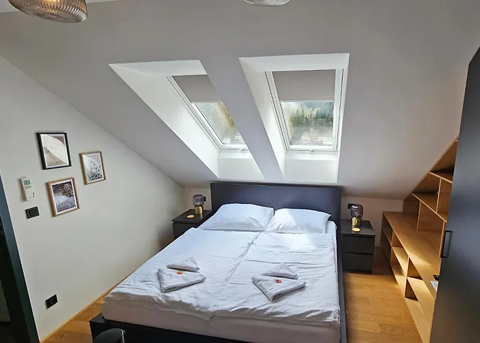 아파트 Enjoyharrachov - Atraktivni Slunny Klimatizovany 14 V Centru Se Saunou, Parkovanim, Wifi-wlan, Sat, Herni Konzoli, Pc S Win 10, Netflix Zdarma A Moznosti Dobijeni Auta S Vyhledem Na Certovu Horu Se Skokanskymi Mustky Jen 150m Od Lanovky
